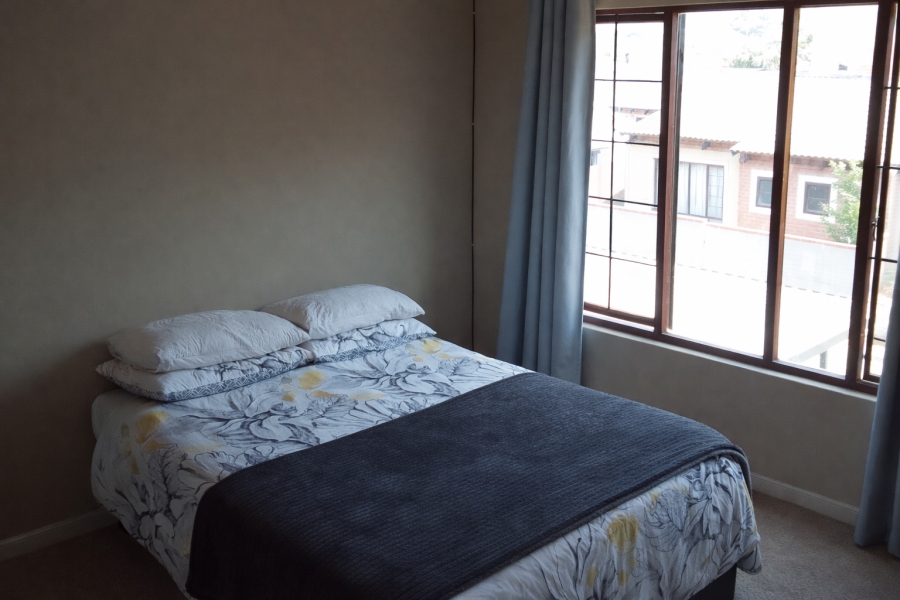 2 Bedroom Property for Sale in Waterval East North West
